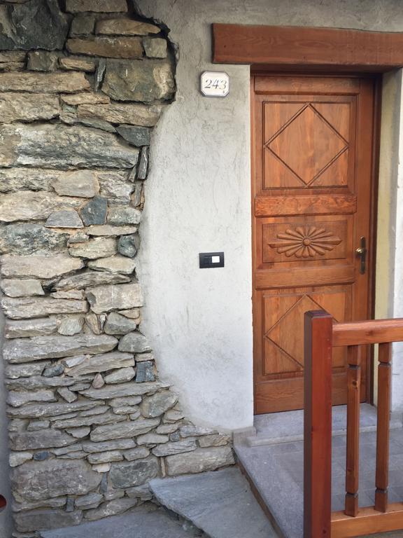 Appartamento Le Bourneau Aosta Exterior photo
